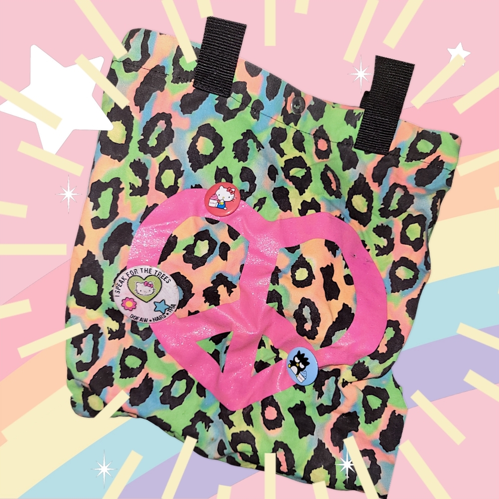 Basic Bag Rainbow Cheetah Heart Peace Design w/ Sanrio Pins
